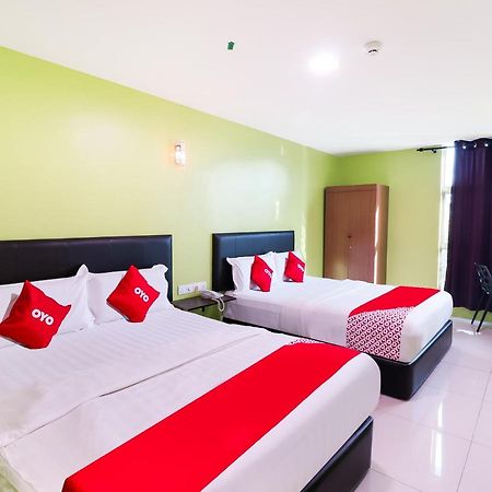 Oyo 89665 Royale City Hotel Sepang Zewnętrze zdjęcie