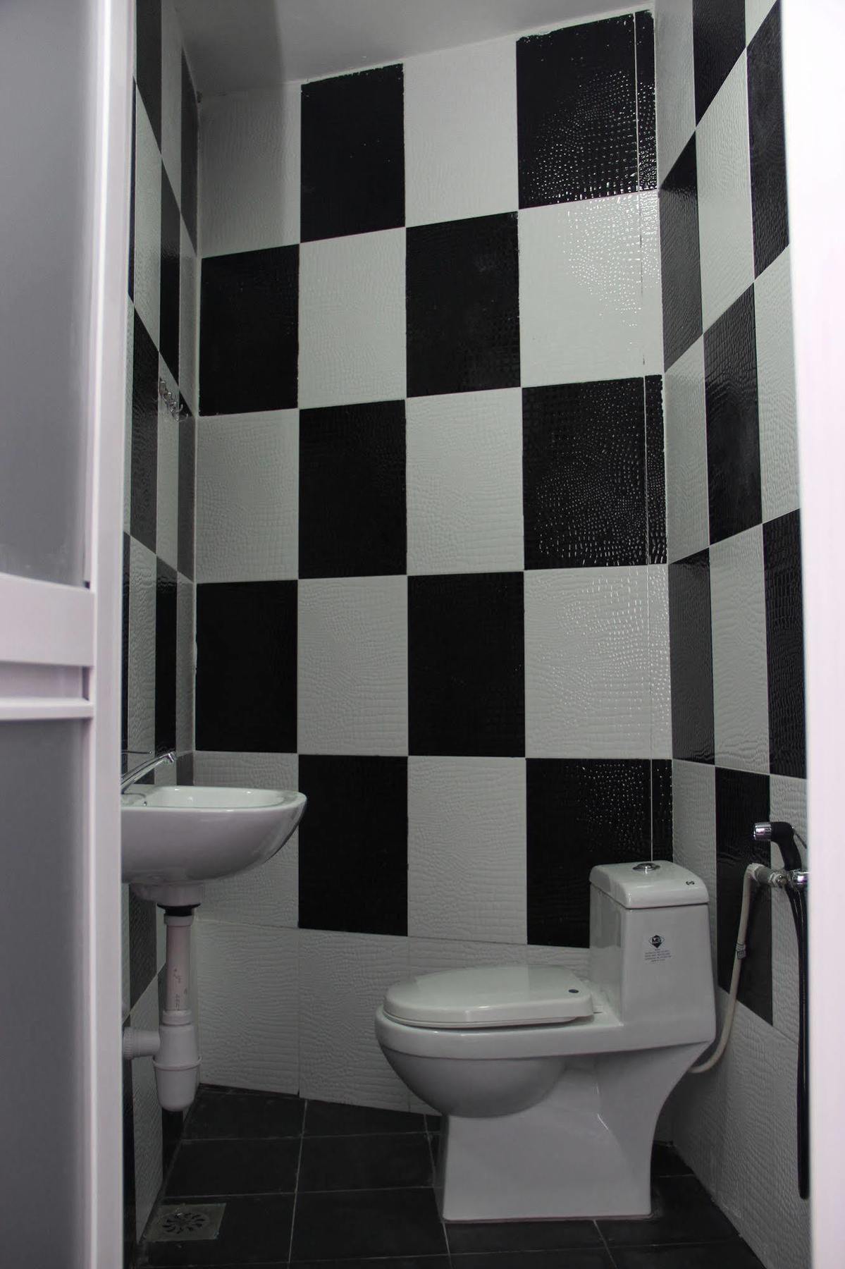 Oyo 89665 Royale City Hotel Sepang Zewnętrze zdjęcie