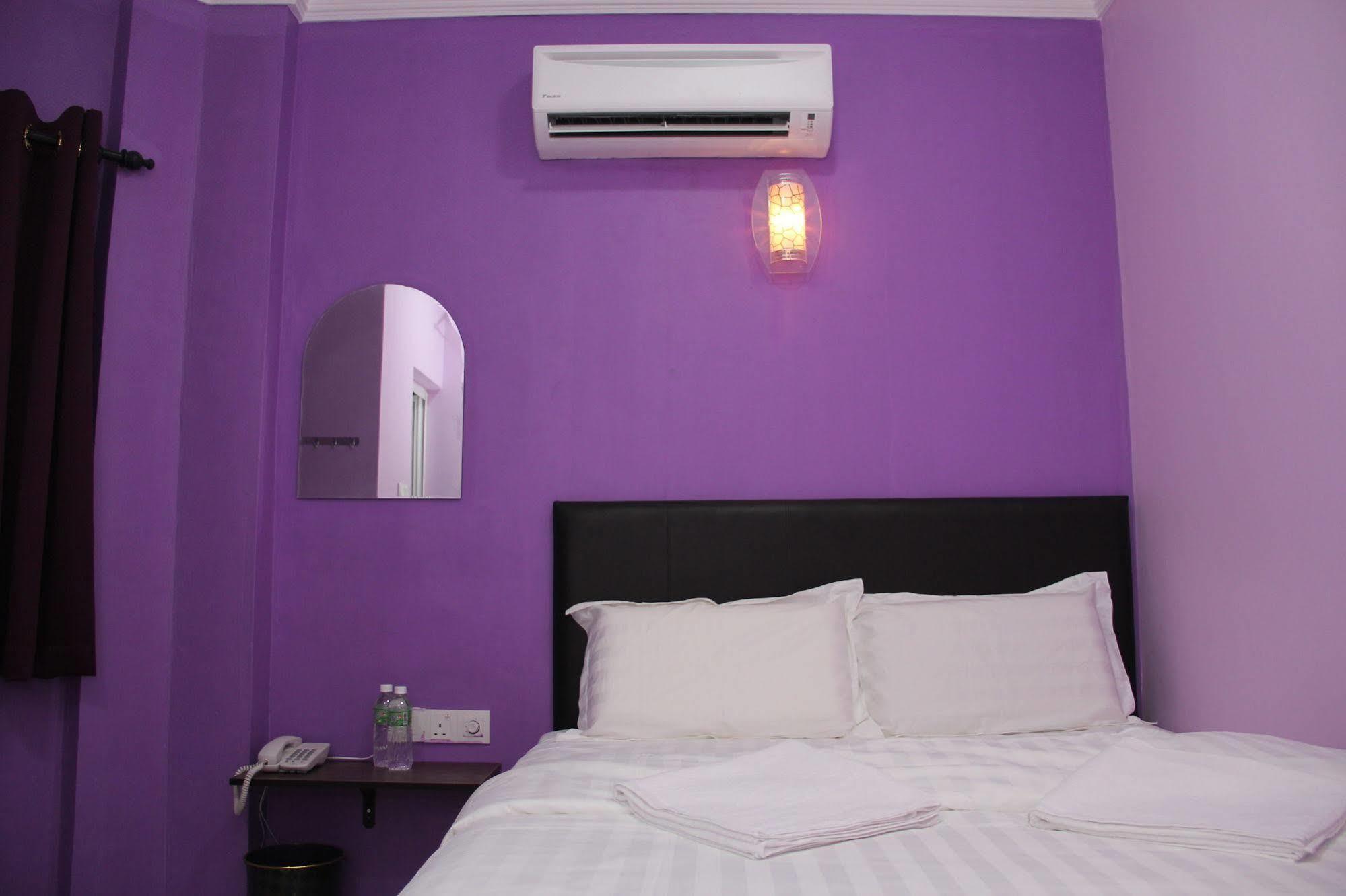 Oyo 89665 Royale City Hotel Sepang Zewnętrze zdjęcie