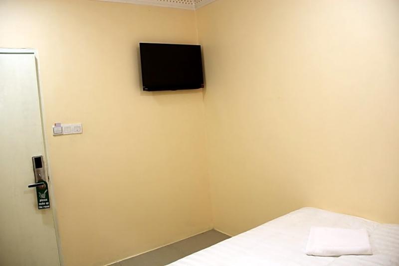 Oyo 89665 Royale City Hotel Sepang Zewnętrze zdjęcie