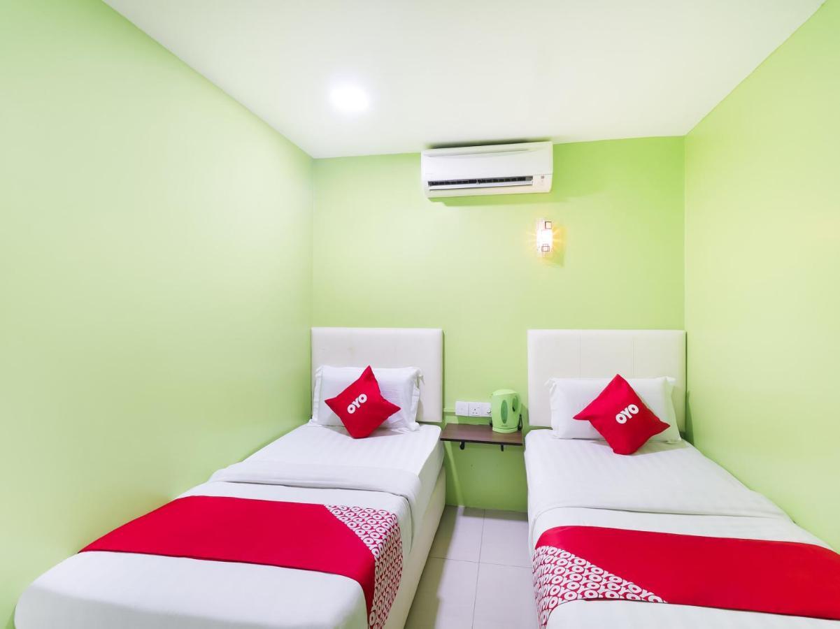 Oyo 89665 Royale City Hotel Sepang Zewnętrze zdjęcie