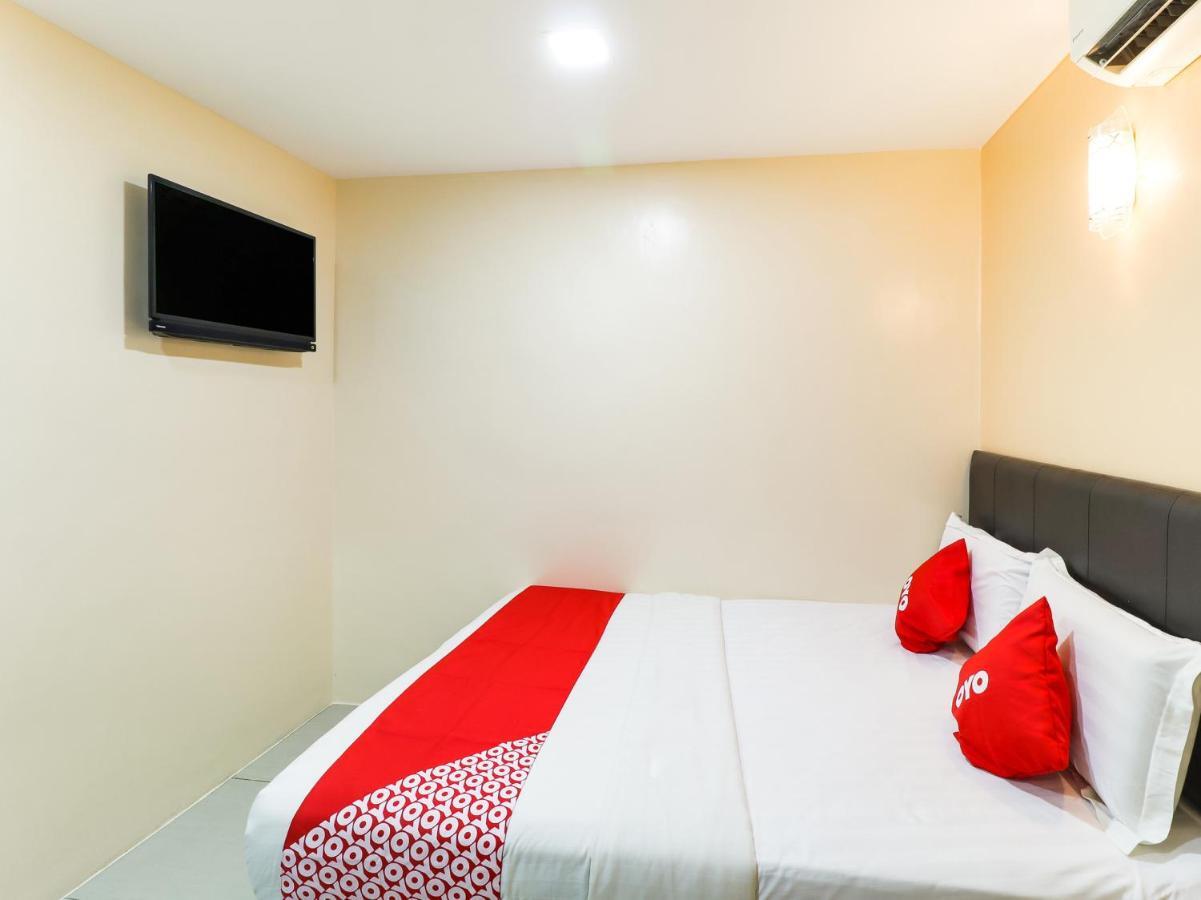 Oyo 89665 Royale City Hotel Sepang Zewnętrze zdjęcie